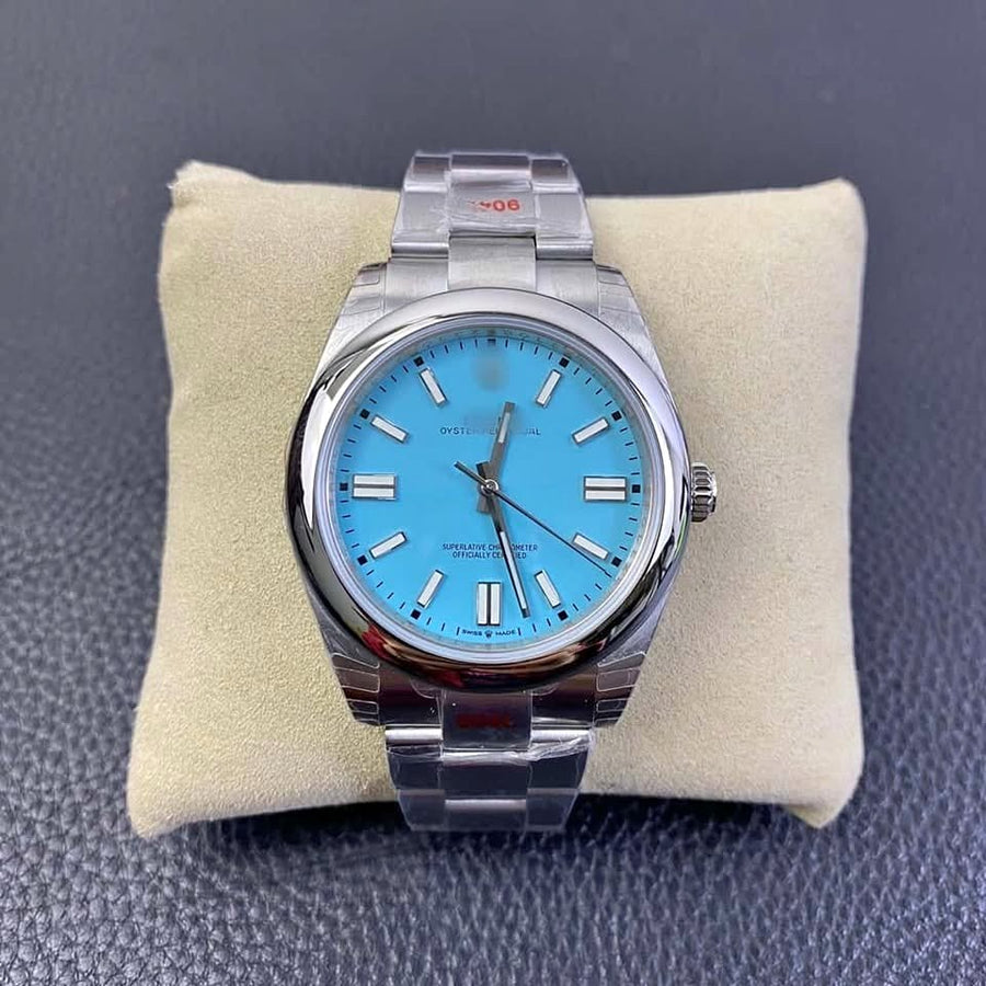 MONTRE DE LUXE STARBUCKS