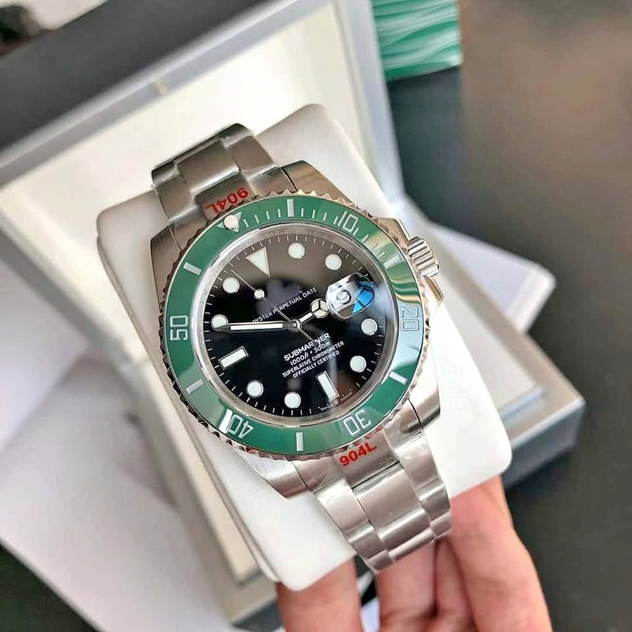 MONTRE DE LUXE SUBMARINER
