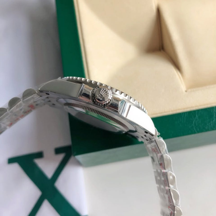 Rolex GMT-Master Ⅱ serie s