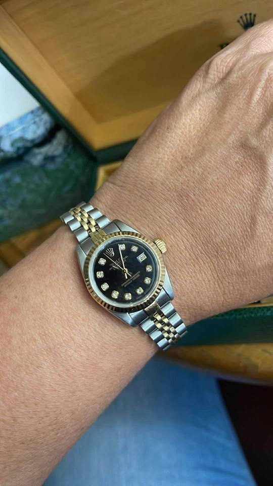 Montre Rolex Date Just 26 mm pour femme