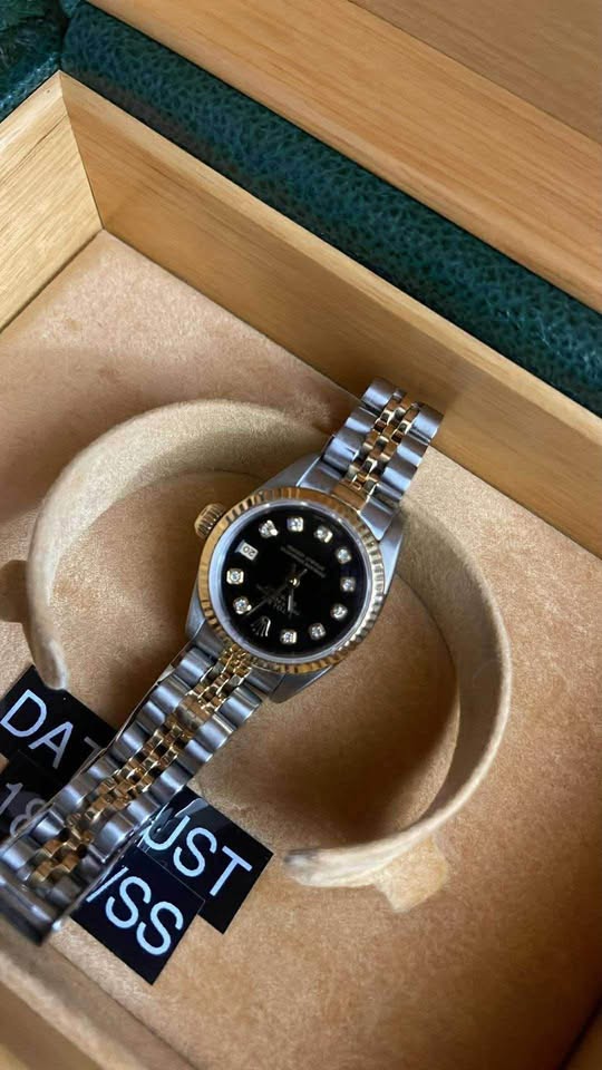 Montre Rolex Date Just 26 mm pour femme